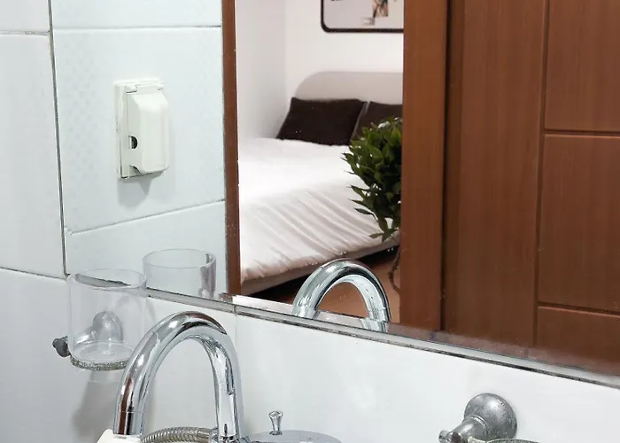 Apartment Yongsan Near Itaewon, Hongdae, Myeongdong & Gyeongbokgung Seoul